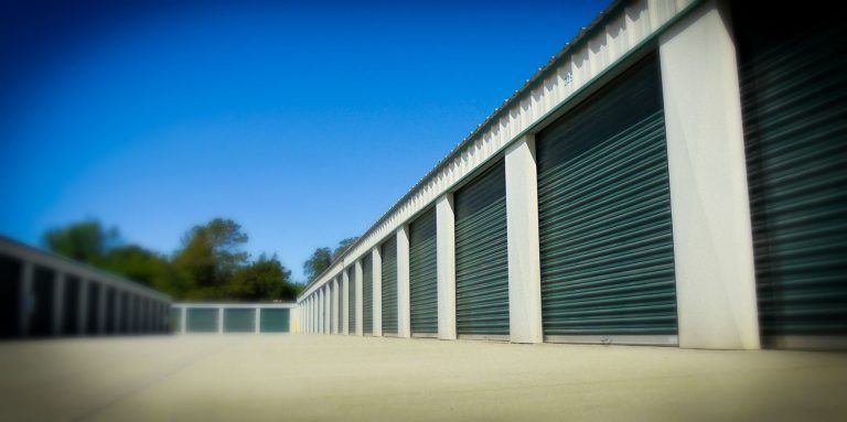 Go with the self storage services and make sure about securing thing
